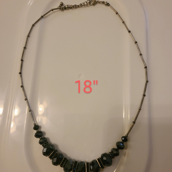 Necklace bundle - Picture 3 of 7